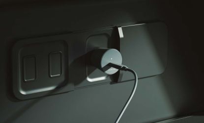 KVH INDUSTRY C/A STARLINK MINI CAR ADAPATER - 19127112