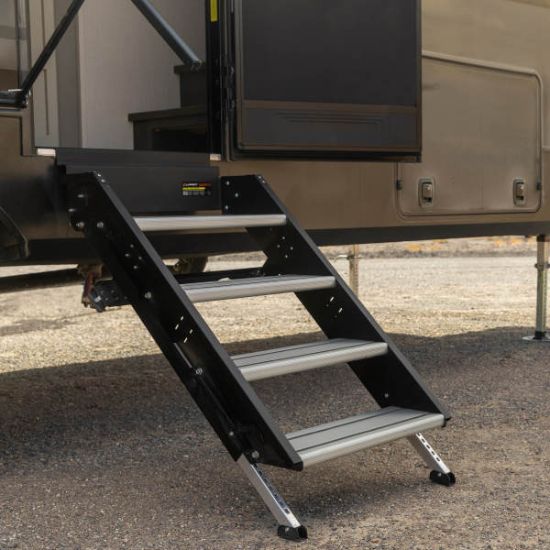 LIPPERT COMP RV STEP WITH ASSIST - 2024057000