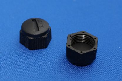 MARETRON MICRO CAP (USED TO COVER MALE CONNE - M000102