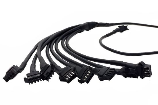 QUAKE LED RGB 1 TO 8 LC4 RGB Y SPLITTER - QW842