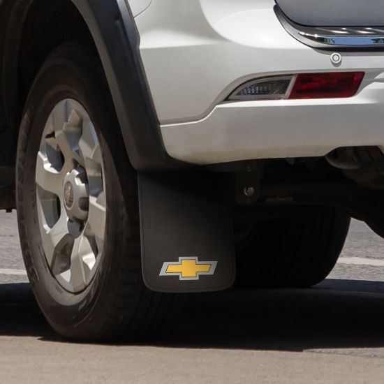 PLASTICOLOR 11X19 CHEVROLET MUD GUARD - 000540R03