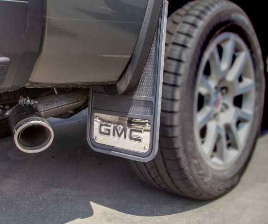 PLASTICOLOR GMC HEAVY DUTY REAR 12X23 MUD GUARD - 001842R01