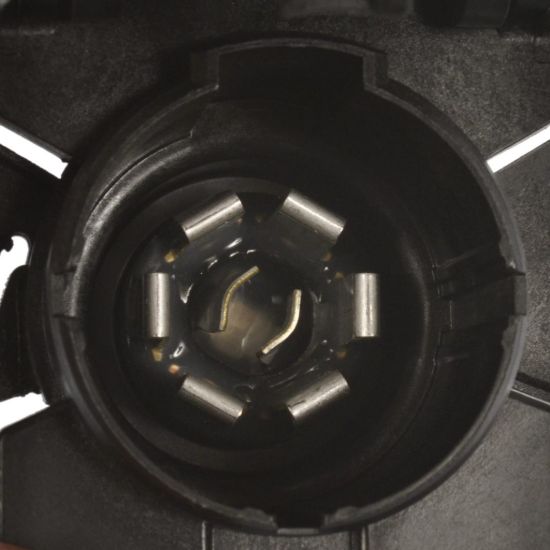 POLLAK OEM STYLE 'TWIST & LOCK' SOCKET - 7WB109V