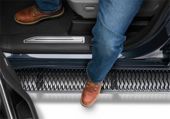 N-FAB GROWLER STEP SYSTEM; TEXTURED BLACK - GFC19QCTX