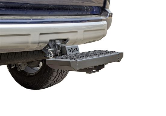 N-FAB UNIVERSAL GROWLER HITCH STEP - GHS2018TX