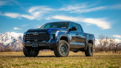 READYLIFT 3' SST LIFT KIT WITH CV AXLE - 6952311