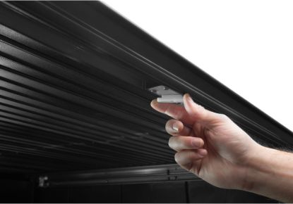 RETRAX EQ ELECTRIC TON COVER W/TSLOT RAILS - EQ0871