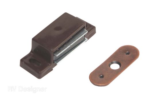 RV DESIGNER 2PK MAGNETIC CATCH FLAT P - H213