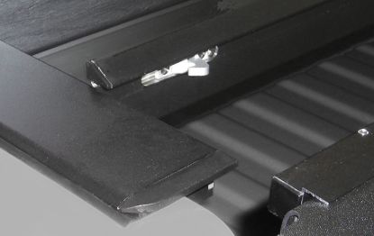 ROLL N LOCK RAM 1500 XSB 09 - LG447M