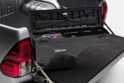 UNDERCOVER SC 2022 TUNDRA - SC404D