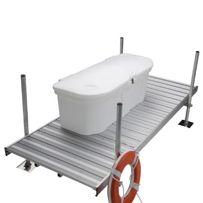TAYLOR MADE S'N'G 5.5 FT. POLY DOCK BOX- WHITE - 123750