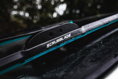 SCRUBBLADE 18'BLUE SILICONE SHADEBLADE WPR BLD - CBB1800
