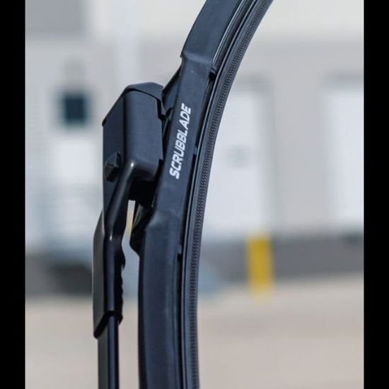 SCRUBBLADE 17'BLK EDITION SILICONE SCRUBBLADE - PB1700