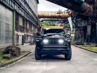 TRIPLERLIGHT RAM 1500 LIMITED (2019+) - GRILLE M - USR150002K