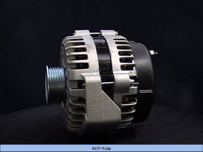 USA INDUSTRY ALTERNATOR - 8237