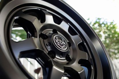 Picture of ICON Alloys Wheel - 8117855557SB