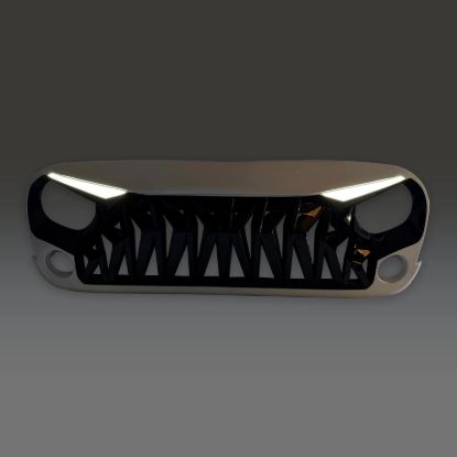 AMERICAN MOD SHARK GRILLE DRL WHITE/BLACK - MJPAA00147