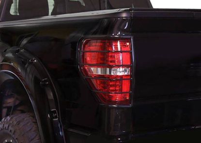 BLACK HORSE 1999-2013 FORD F-250 TAIL LIGHT GUA - 7G044806A